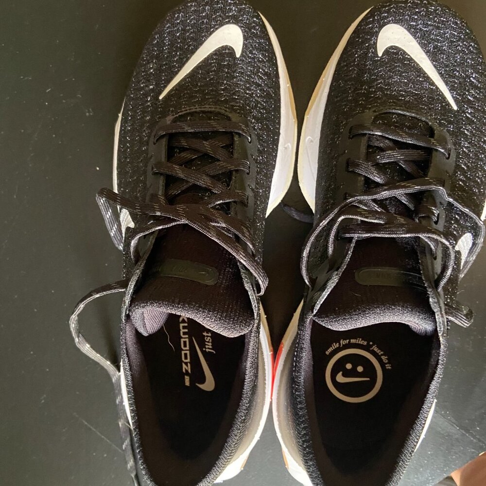 Womens Nike Invincible Run 3 - Picture 4 of 5